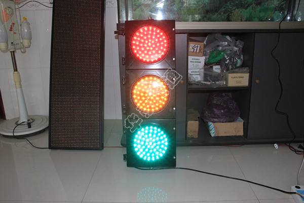 Tetrix 551